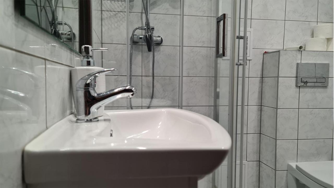 Spokojny Wypoczynek 5 Ostrów Wielkopolski Esterno foto